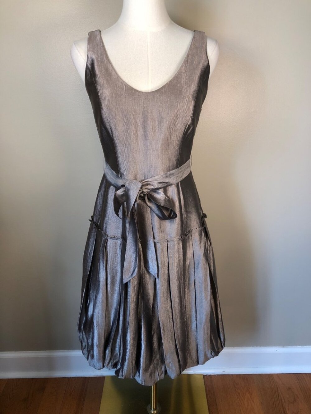 Laundry Shelli Segal BRONZE Shimmer Sleeveless Dress Pleated Skirt Bubble Hem 2